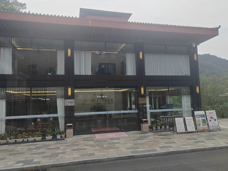 重庆陵园，规模宏大，传承文化精髓
